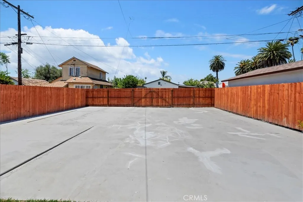 3011 5th, Los Angeles, California 90018 home-pic-43